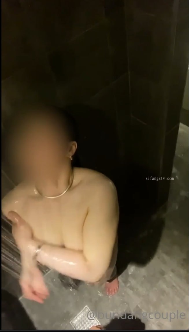 FC2-3508646 【無】【ハメ撮り390】170cm長身スレンダーハーフ系美女とのハメ撮り！某◯00円ショ